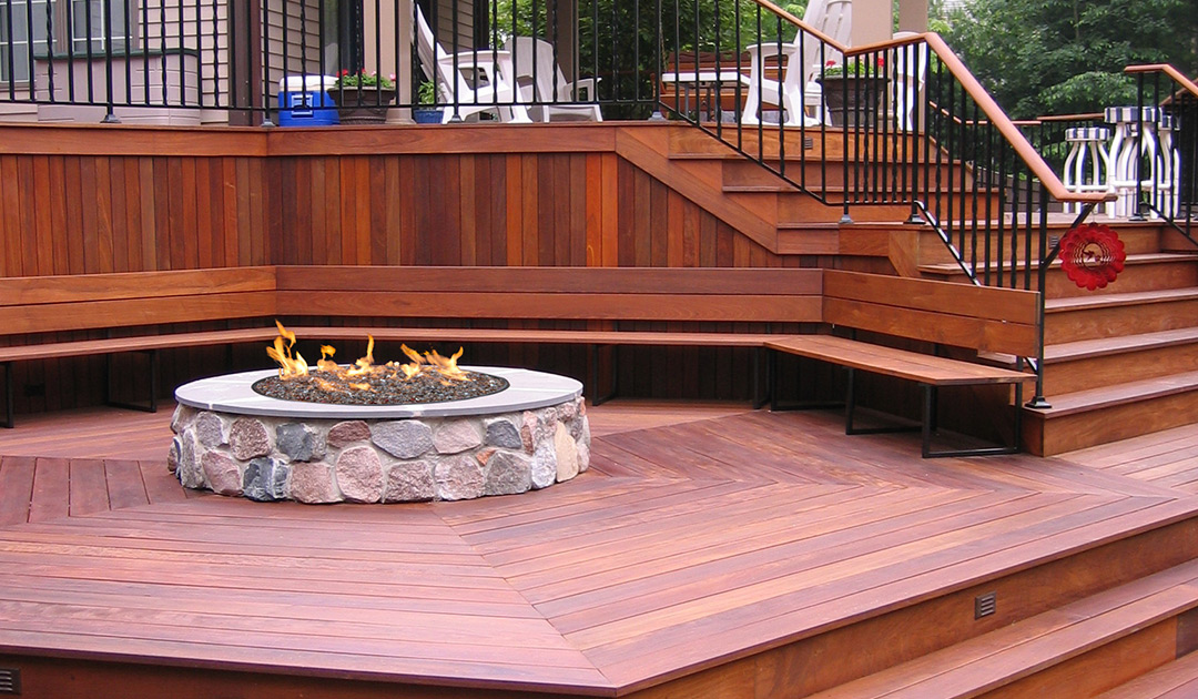 When Hiring A Decking Specialist, What You Ought To Recognise?