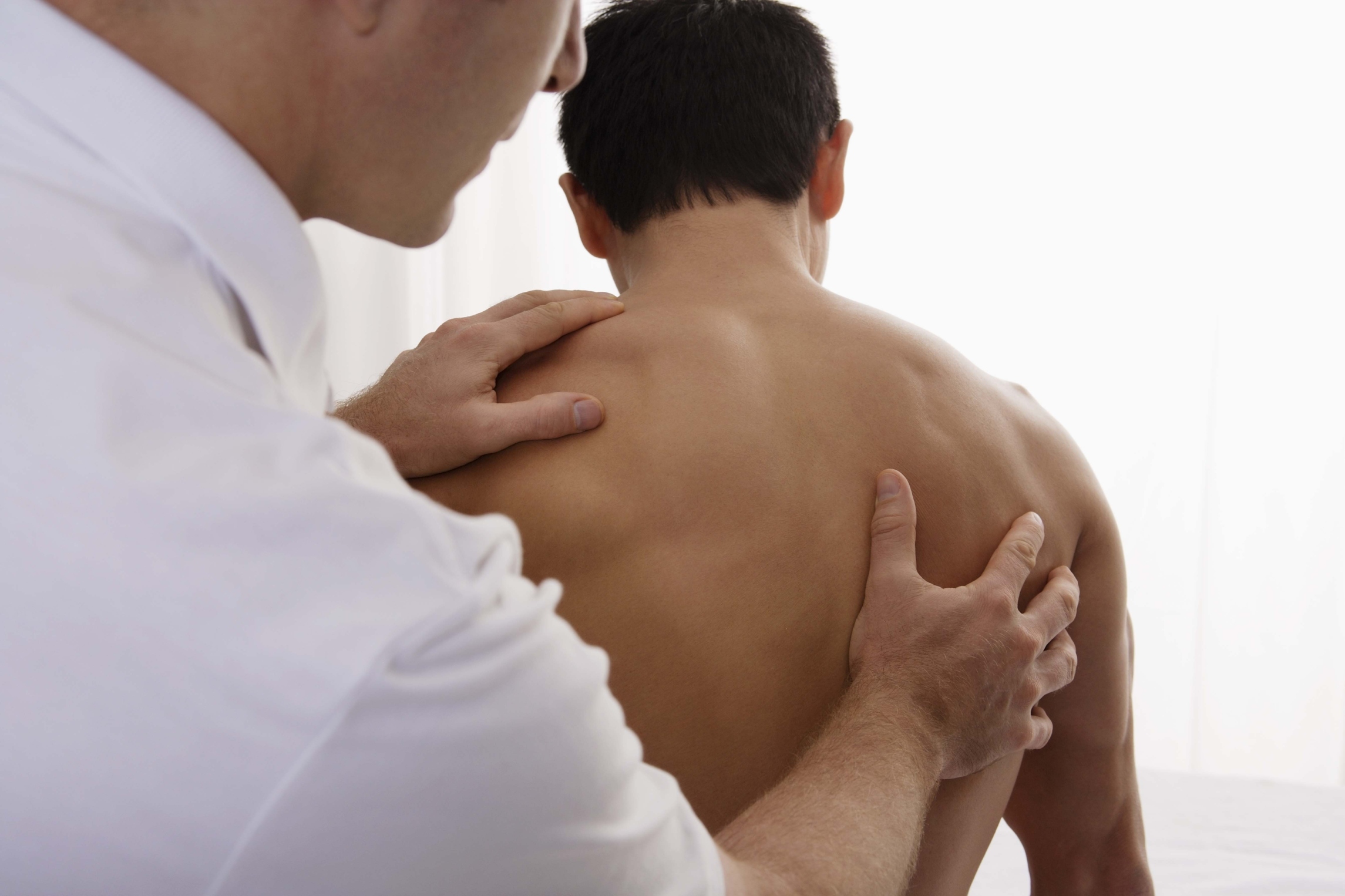 Should I Approach The best spine surgeon in Ahmedabad for Severe Back Pain?
