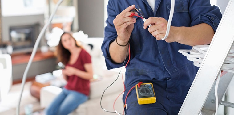 Make The Right Choice By Leveraging Emergency Electrician Adelaide Services