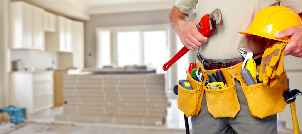 7 Benefits To Hire Professional Handyman Service For Your Business