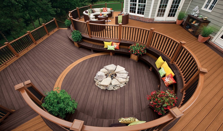 Common Mistakes To Avoid While Installing Deck At The Outdoor